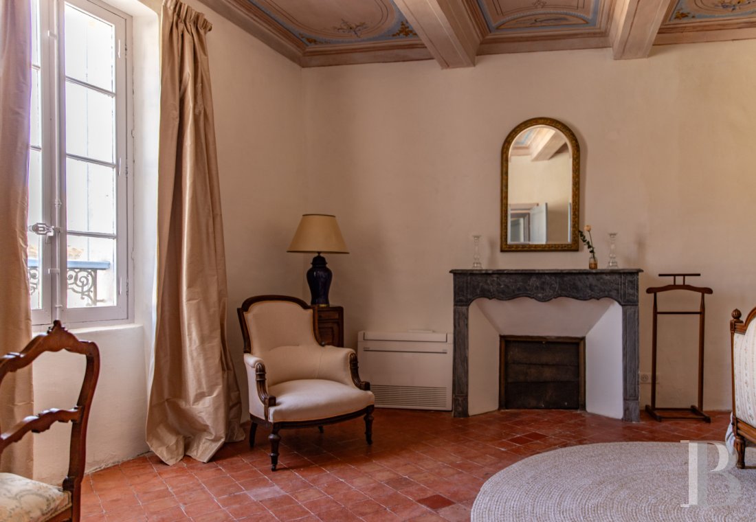 A family home with a garden in the village of Alleins, between Cavaillon and Salon-de-Provence - photo  n°23